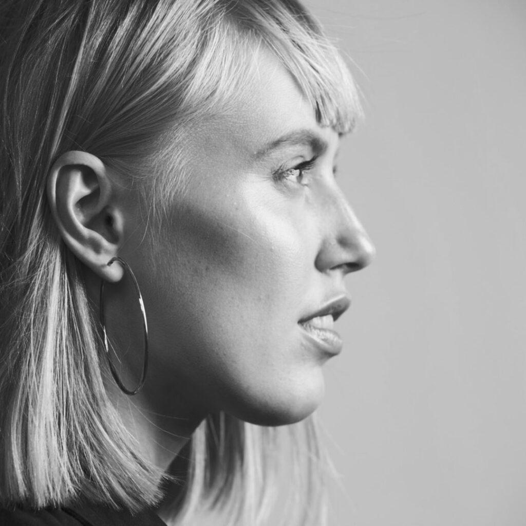 LEA: Karriere und Alben - MUSIKNERD