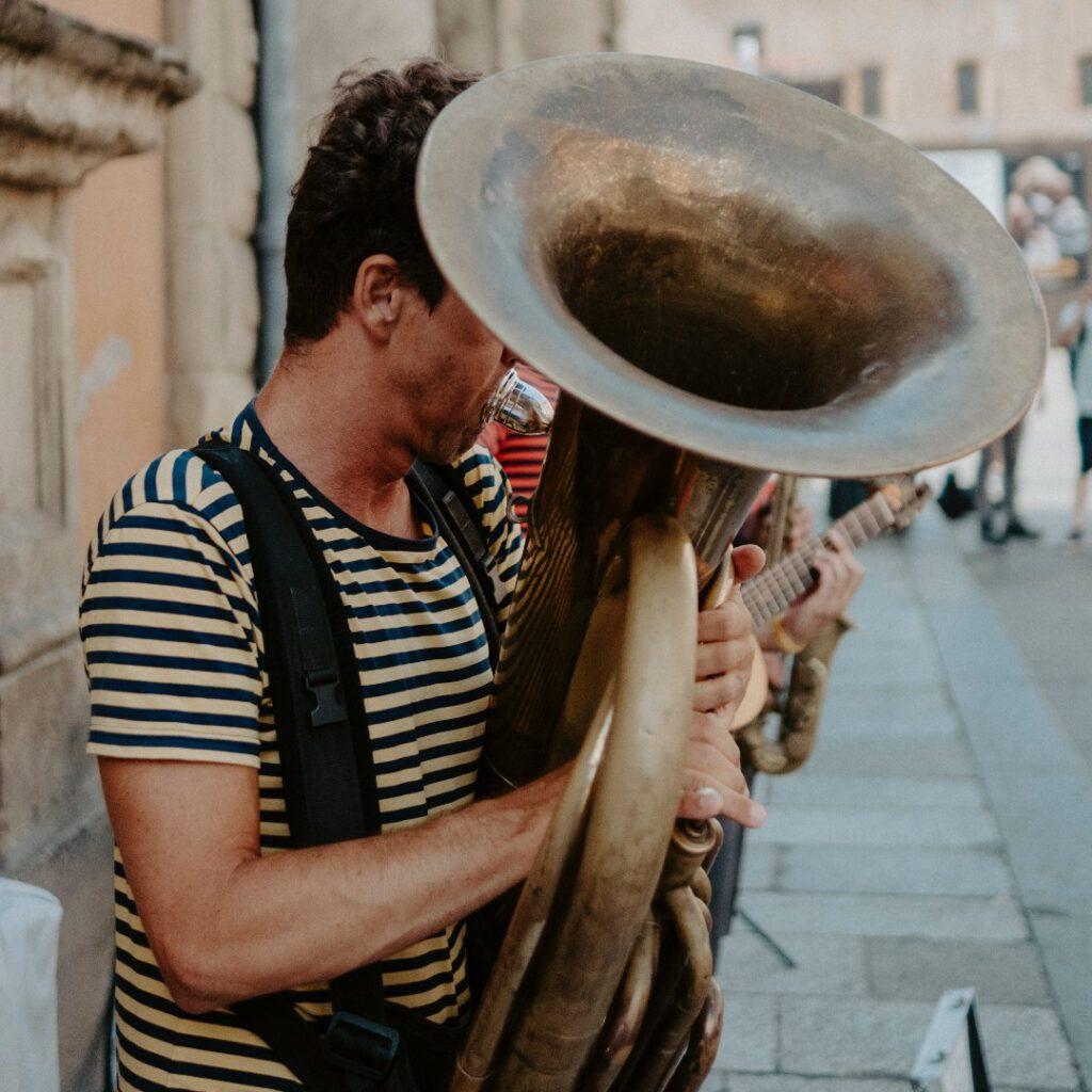 Idiophone: Definition, Geschichte, Liste - MUSIKNERD