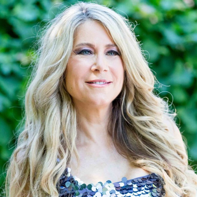 Simone Stelzer, Popschlager-Sängerin