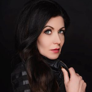 Allessa, Popschlager-Sängerin